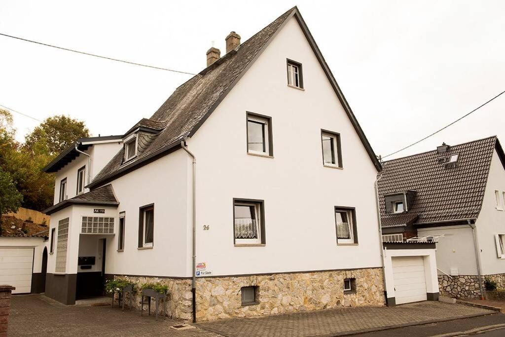 Ferienwohnung Im Lahntal Birlenbach Екстериор снимка